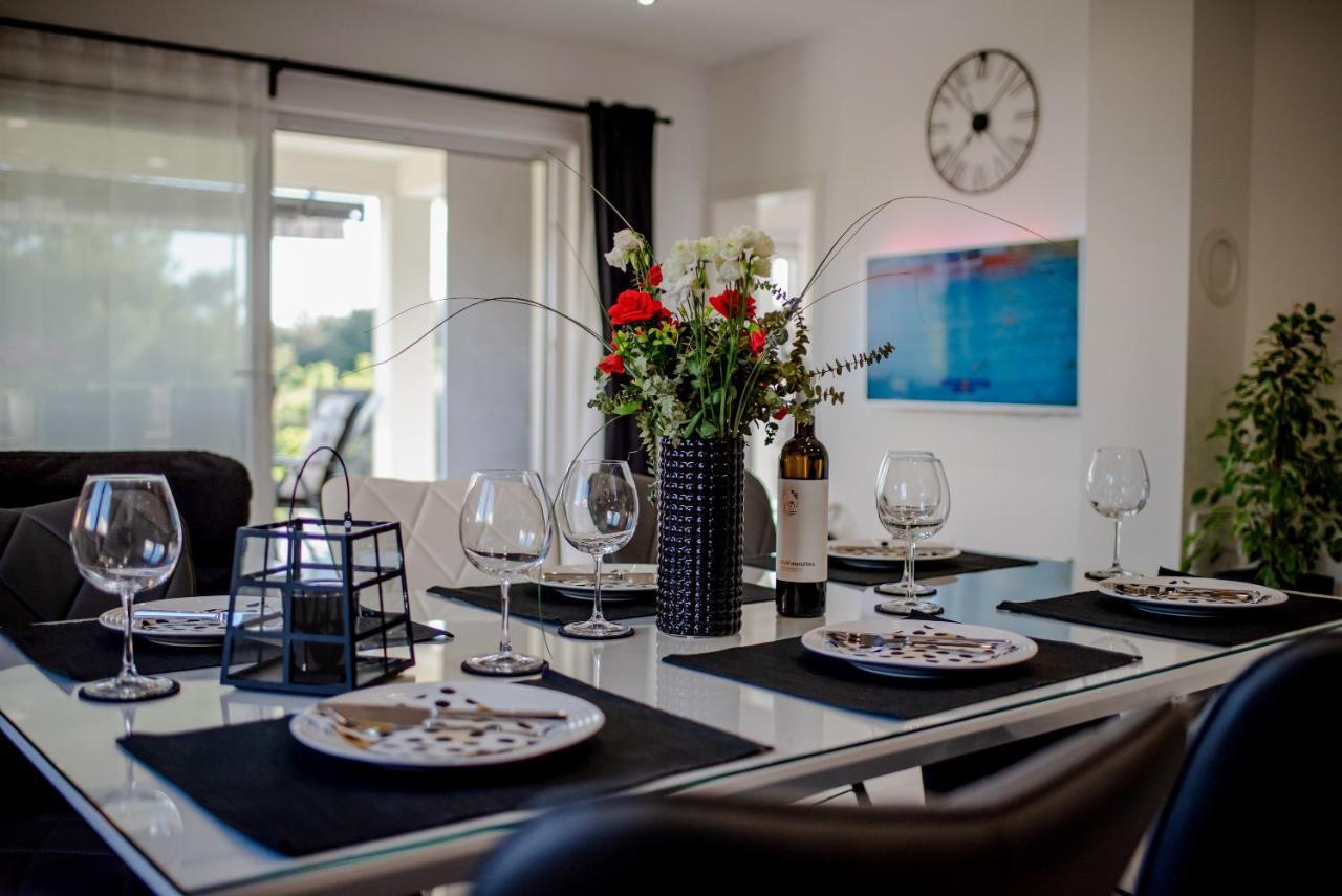 Villa Sportiva Zadar With Private Heated Pool Экстерьер фото